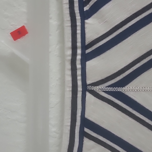 Max Studio Chevron Maxi Skirt in Navy and White Size Med - Picture 3 of 4